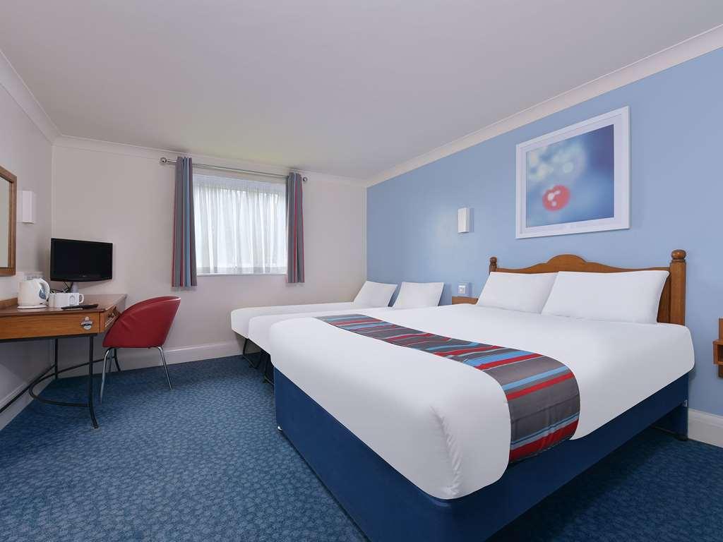 Travelodge Bromsgrove Marlbrook Номер фото