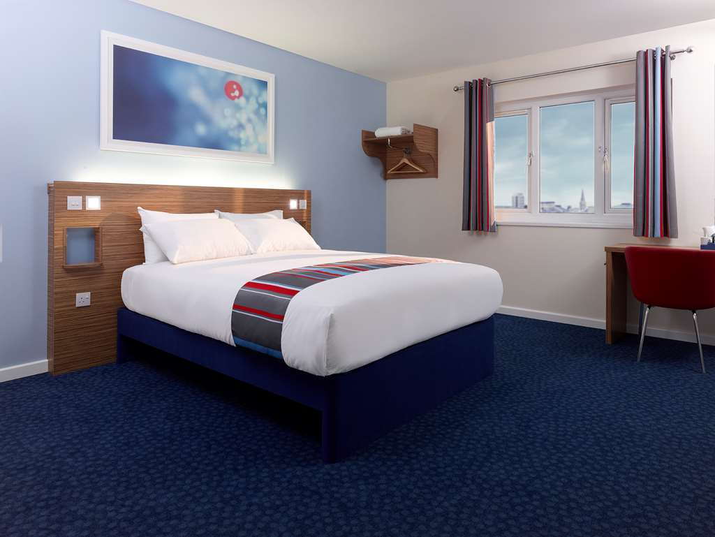 Travelodge Bromsgrove Marlbrook Номер фото
