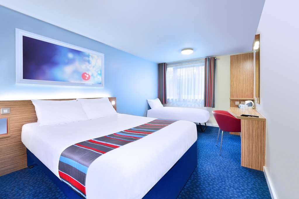 Travelodge Bromsgrove Marlbrook Номер фото