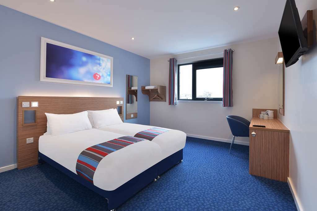 Travelodge Bromsgrove Marlbrook Номер фото
