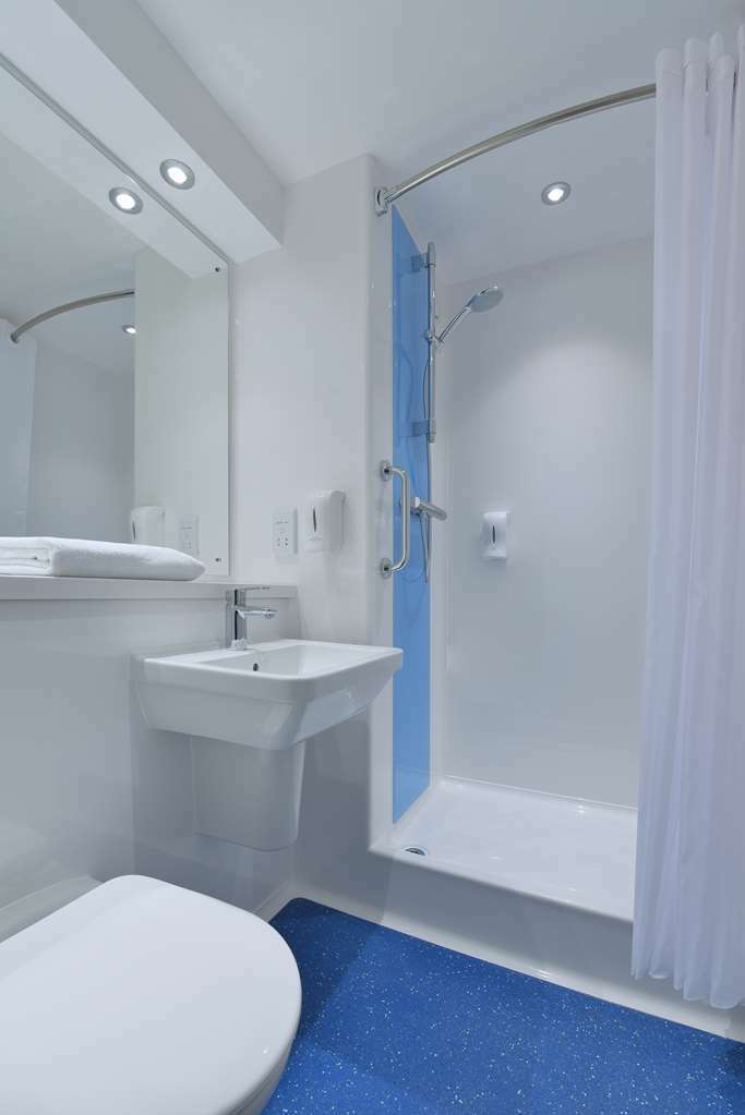 Travelodge Bromsgrove Marlbrook Номер фото